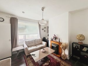 Lounge- click for photo gallery